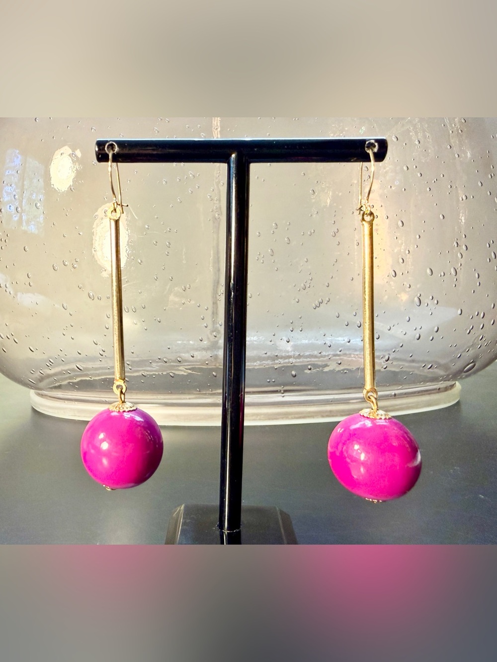 Vintage 1960s Mod Minimalist Long Gold Tone Bar Drop Pink Bead Earrings